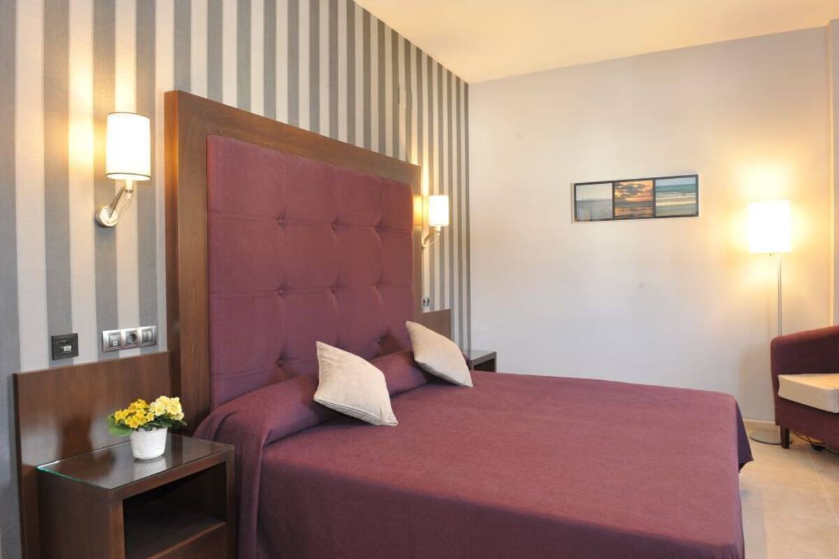 Minibar, in-room safe, desk, blackout drapes