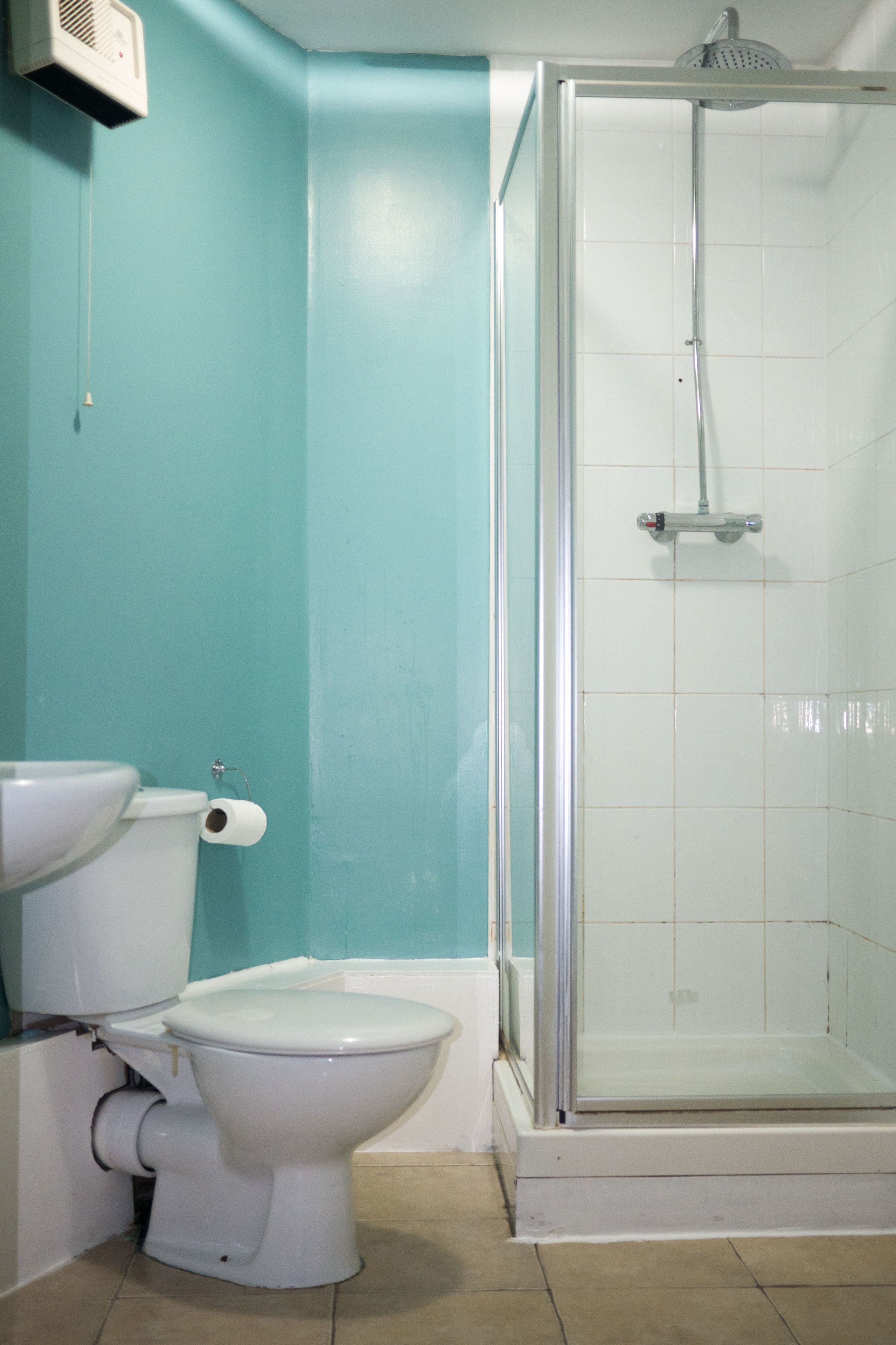 Shower, free toiletries, hair dryer (on request), towels