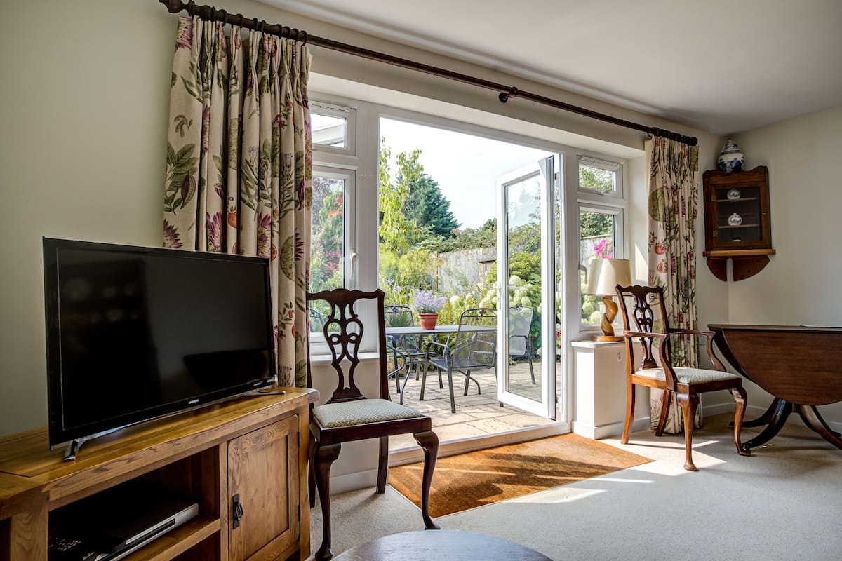 Double Room, Ensuite (Annex Sleeps 3)