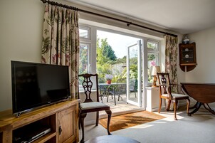 Double Room, Ensuite (Annex Sleeps 3) | 1 bedroom