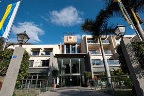 Entrada al alojamiento