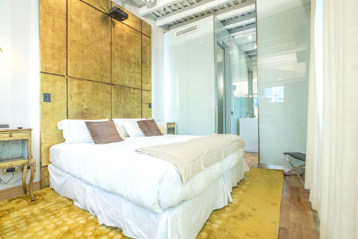 Room (Imperio) | Down duvets, in-room safe, blackout curtains, free WiFi