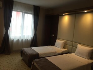 Minibar - Best Hotel (Ploiesti)