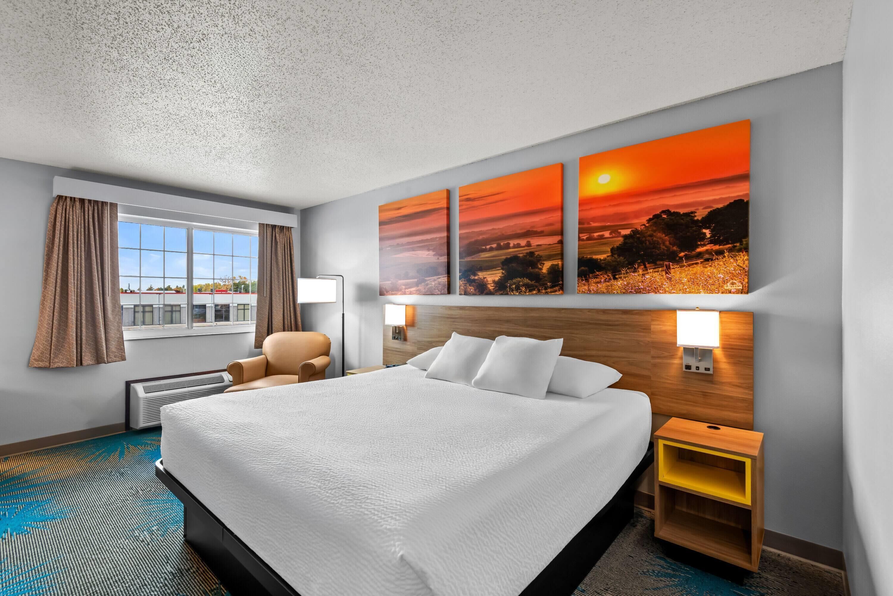 办公桌、熨斗/熨衣板、免费婴儿床、折叠床/加床（额外收费）