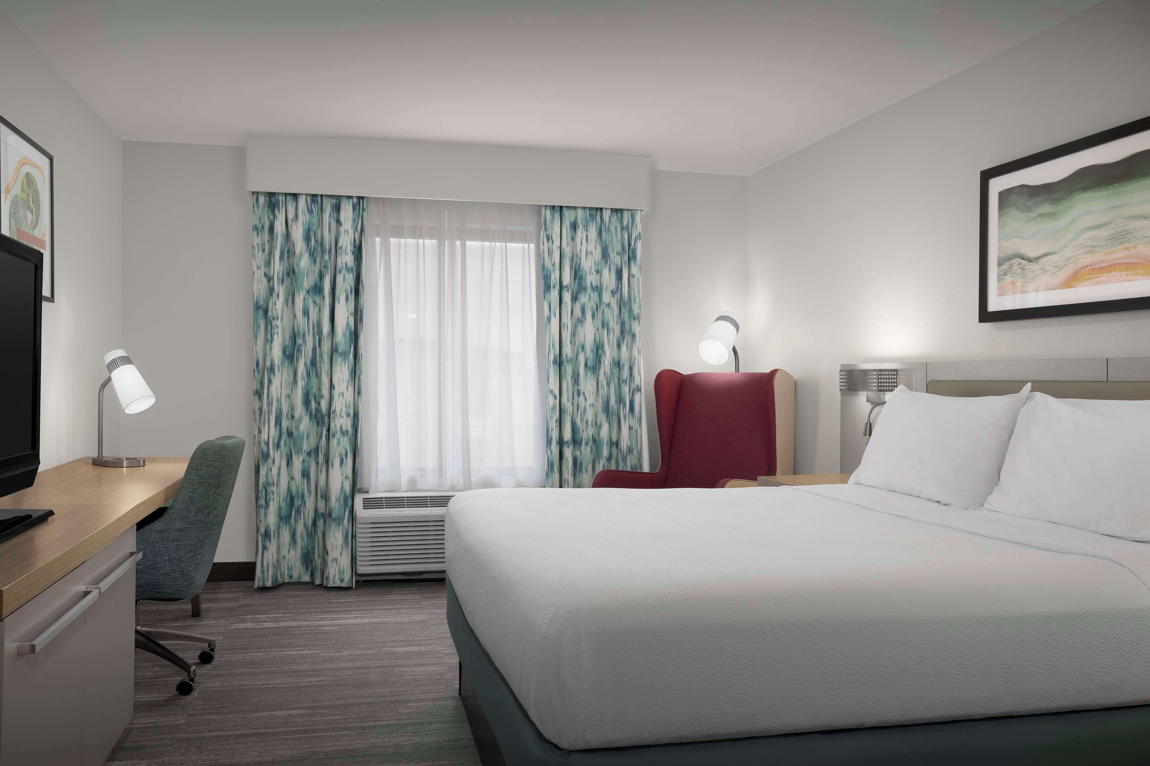 1 bedroom, premium bedding, down duvets, in-room safe