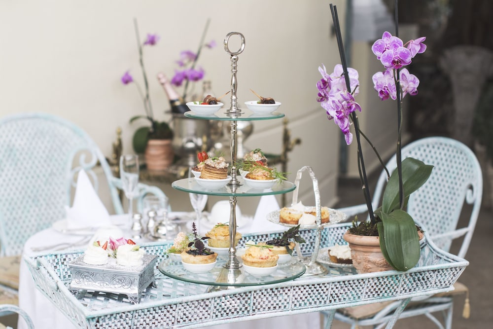 Illyria House by null