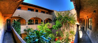 Hotel La Villa de Zaragoza