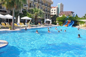 2 outdoor pools, pool umbrellas, sun loungers - Camyuva Beach (Kemer)