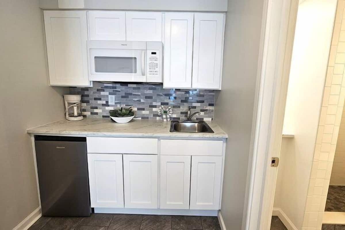 Deluxe Room, Ocean View (JADE) | Private kitchen
