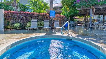 2 piscine all'aperto