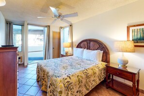 Suite, 1 Bedroom (Deluxe) | In-room safe, individually decorated, individually furnished - Hale Kamaole (Kihei)