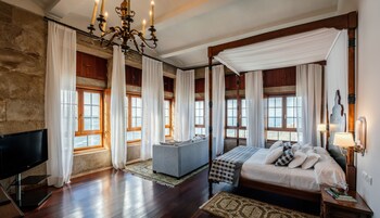 Suíte | Frigobar, cofres nos quartos, escrivaninha