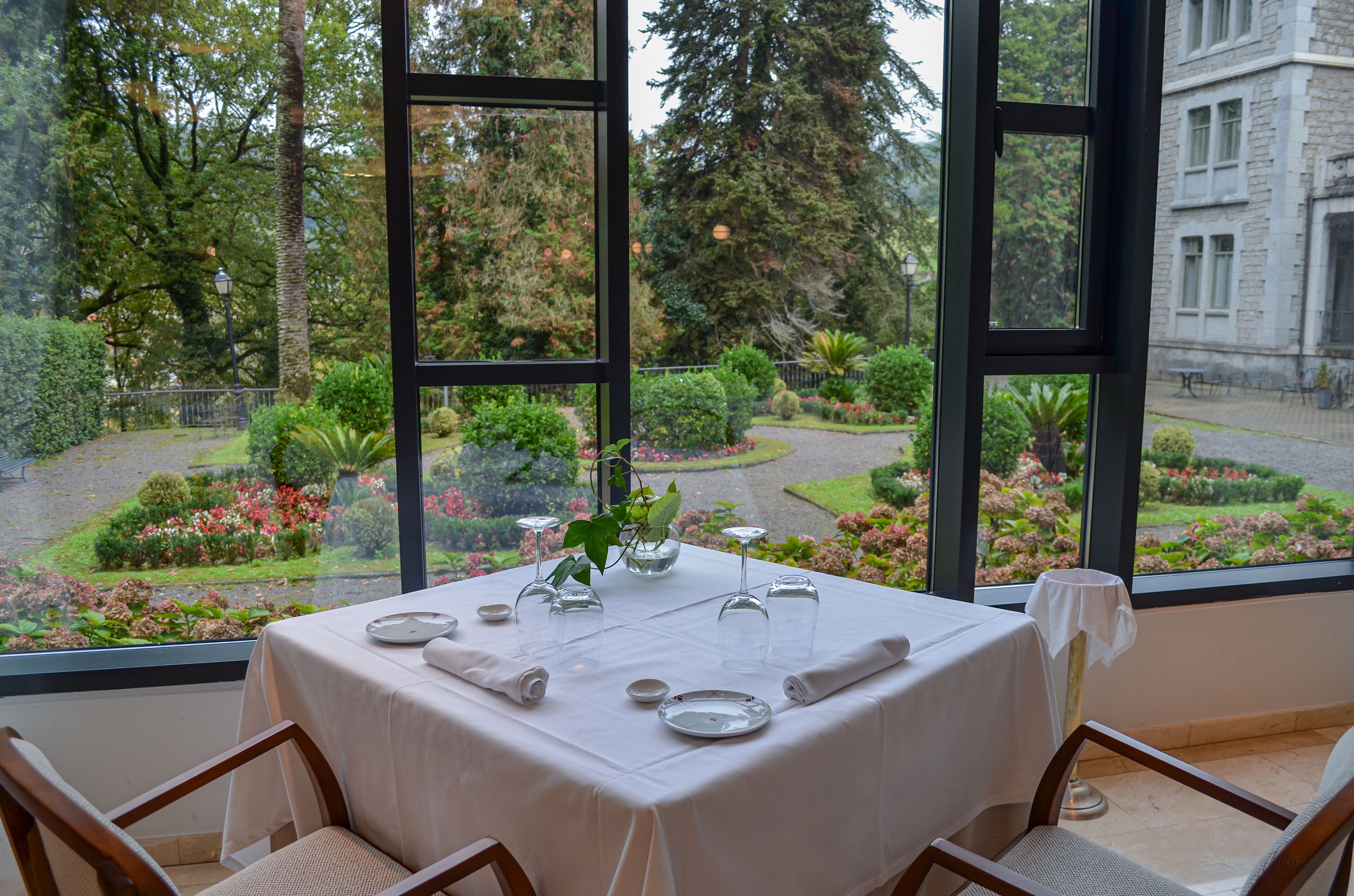 Dagelijks ontbijtbuffet (EUR 21 per persoon)