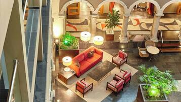 30-inch flat-screen TV with satellite channels, TV