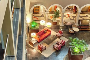 30-inch flat-screen TV with satellite channels, TV