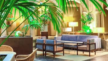 30-inch flat-screen TV with satellite channels, TV