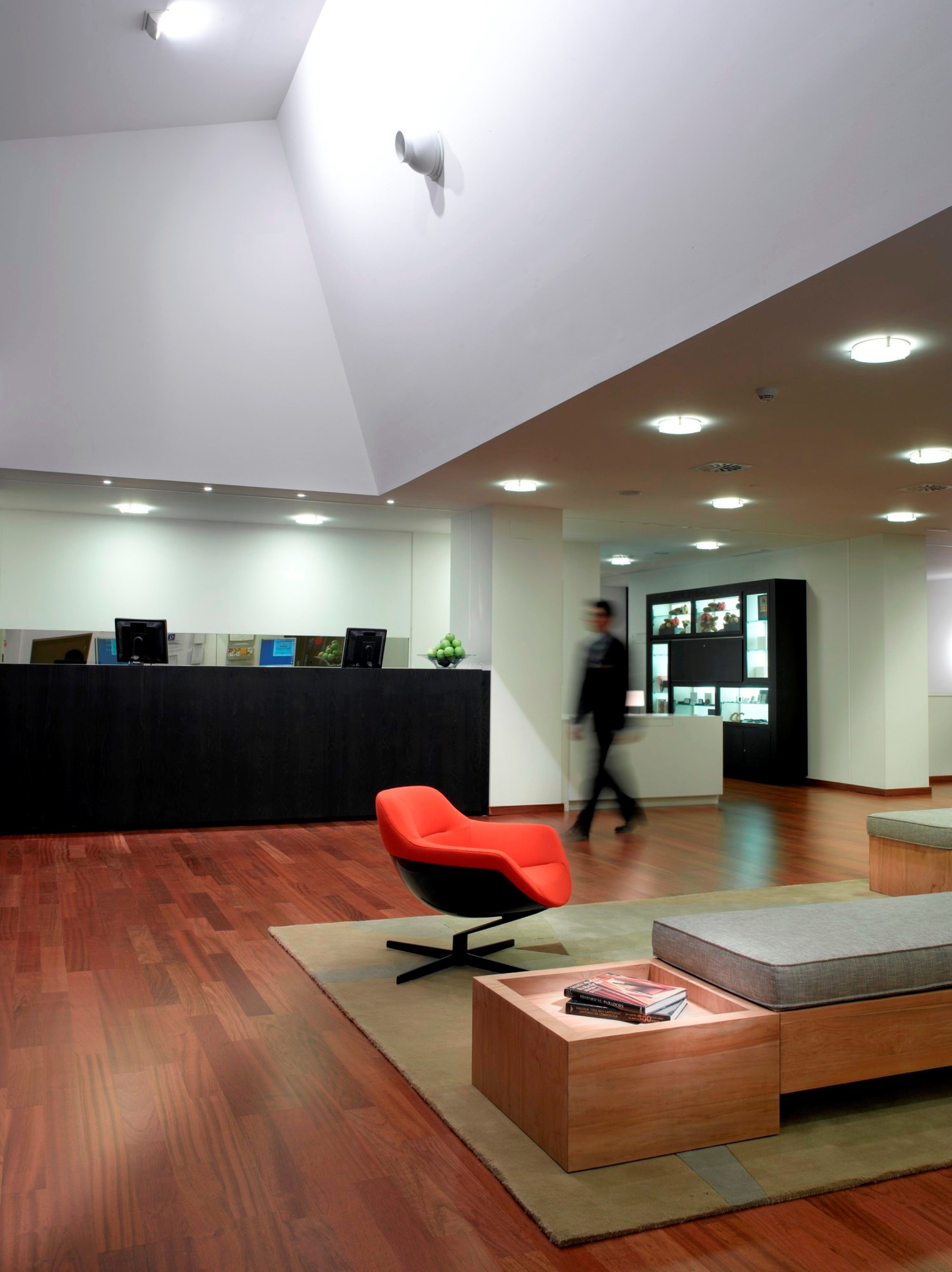 Mostrador para check-in y check-out