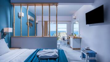 Superior Double Room, Sea View (Golden Wing) | Blackout curtains, WiFi