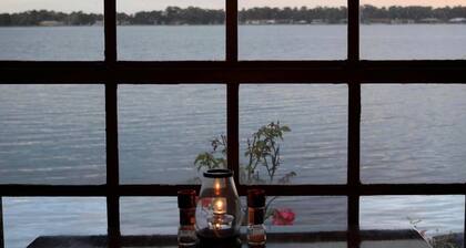 Inn On The Lakes
