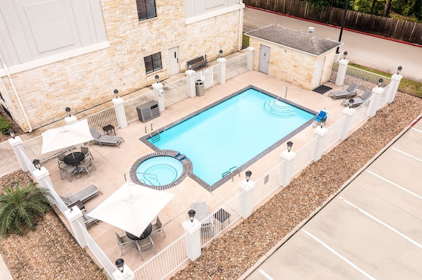 Piscina a l'aire lliure