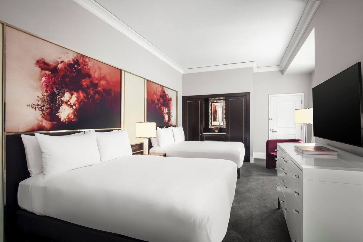 Egyptian cotton sheets, premium bedding, down comforters, pillowtop beds