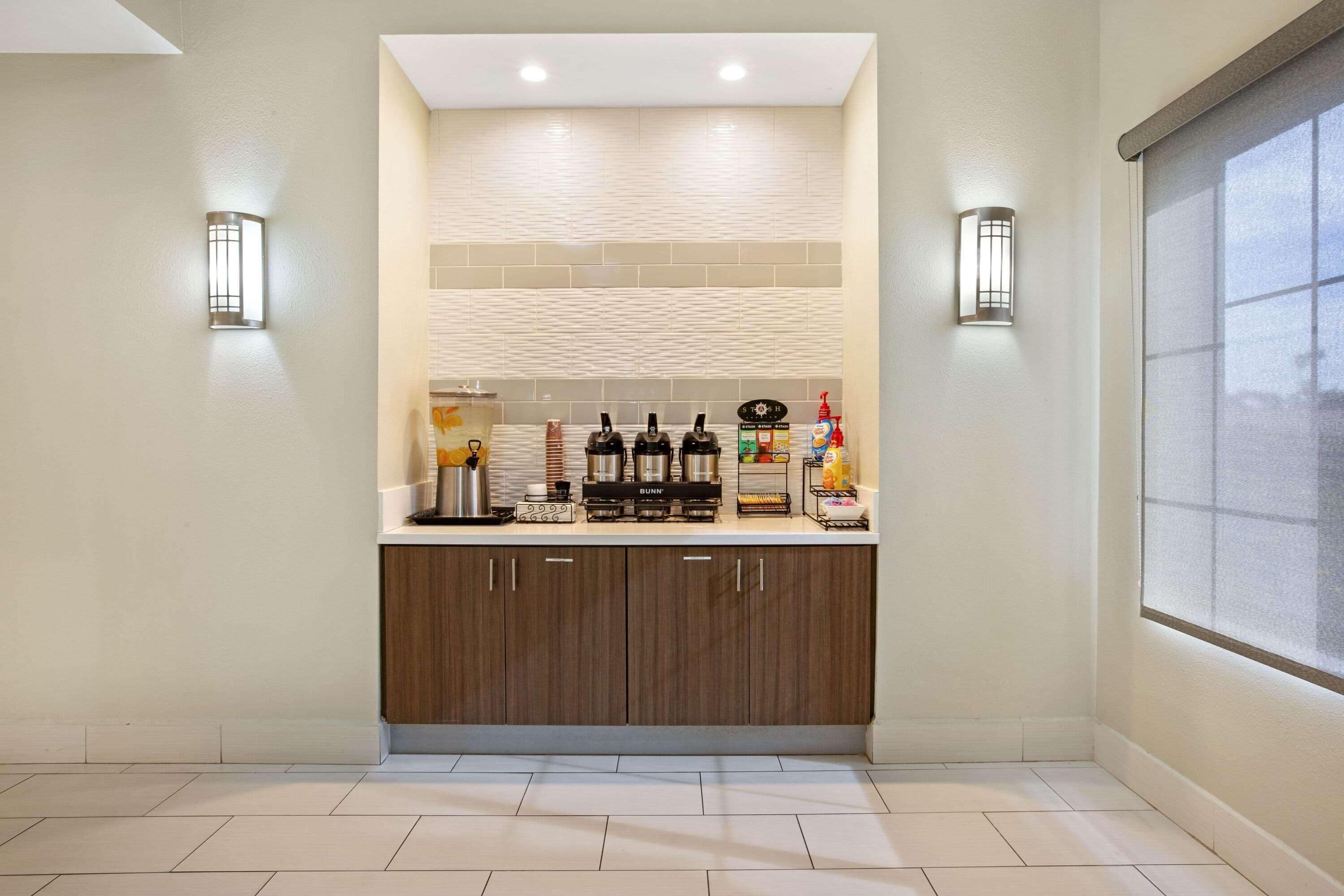 Photo - La Quinta by Wyndham NE Long Beach/Cypress