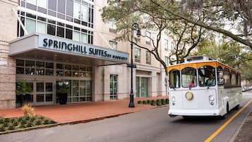 Experience the modern architecture of Springhill Suites, featuring large windows and a welcoming entrance.