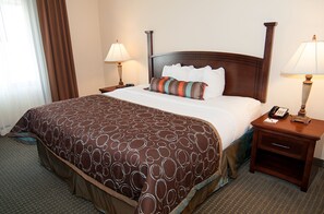 Premium bedding, down duvets, in-room safe, desk - Staybridge Suites Wichita by IHG (Wichita)