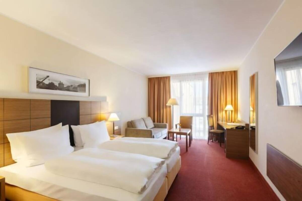 Down comforters, in-room safe, laptop workspace, blackout drapes