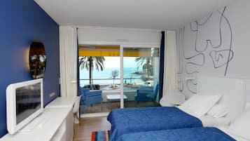 Deluxe Room, 2 Single Beds, Balcony, Sea View | Hypo-allergenic bedding, free minibar, in-room safe, desk