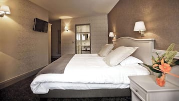 Exclusieve kamer, 1 kingsize bed, niet-roken (Twin bed on request) | Een bureau, verduisterende gordijnen, geluiddichte muren