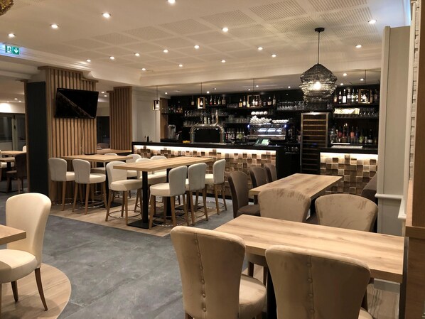 Bar (on property) - Best Western Le Duguesclin (Saint-Brieuc)