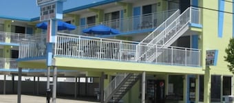 Tropicana Motel
