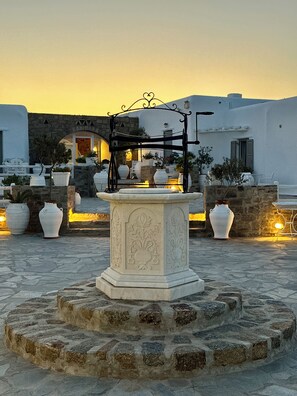 Vista frontal de la propiedad