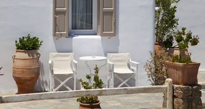 Eleni's Village Suites