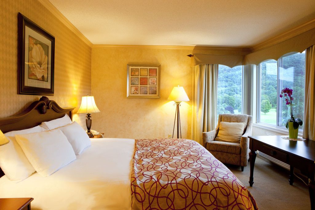 Standardzimmer, 1 King-Bett | Zimmersafe, Schreibtisch, Verdunkelungsvorhänge, Bügeleisen/Bügelbrett