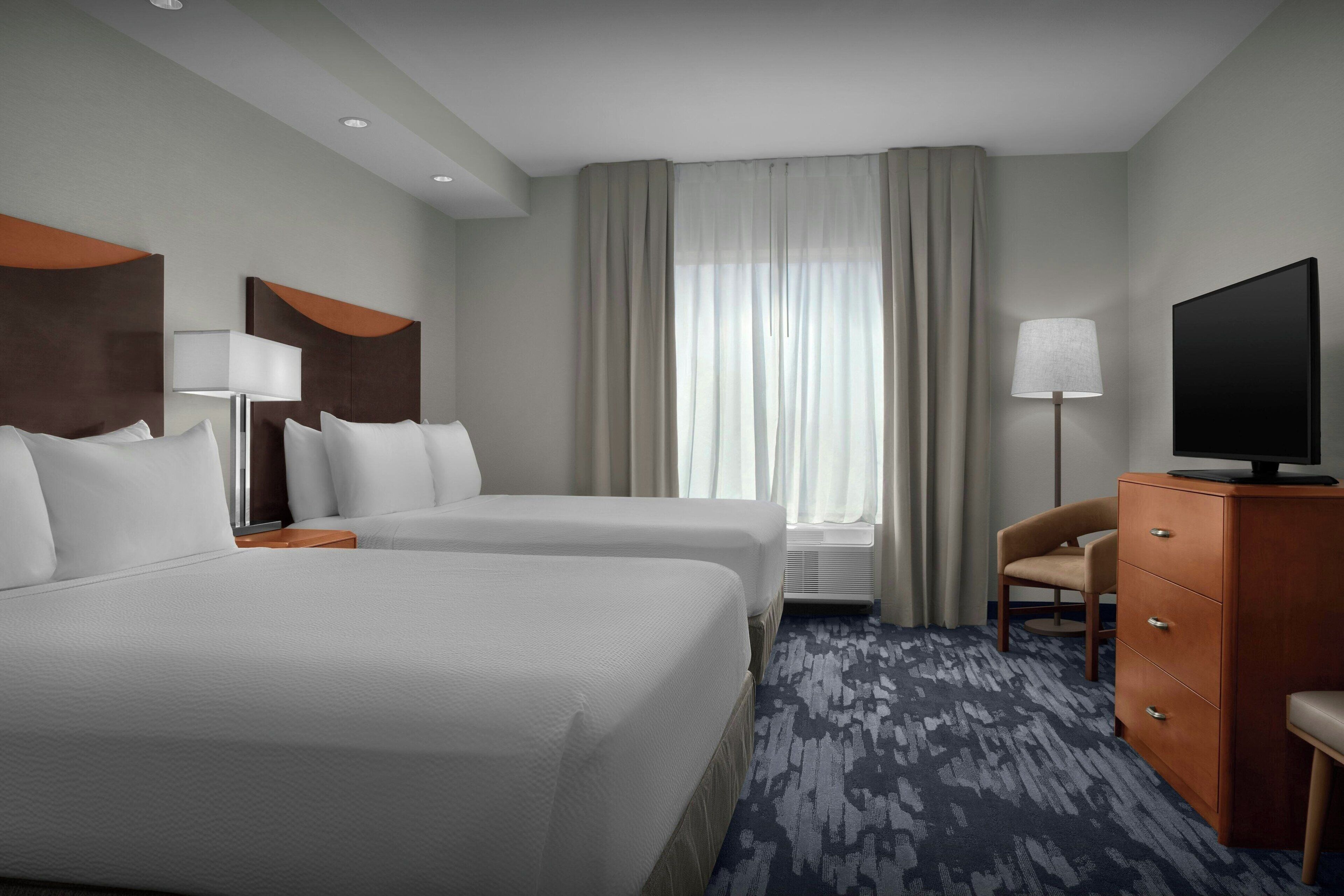 Suite, 1 Bedroom | Hypo-allergenic bedding, desk, blackout drapes, iron/ironing board