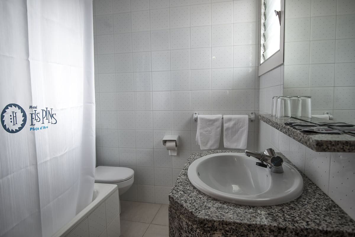 Bathroom shower