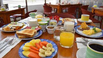 Se sirven desayunos