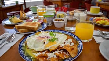 Daily buffet breakfast for a fee