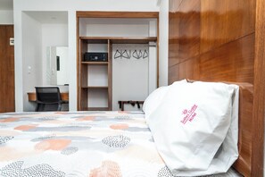 标准房 | 埃及棉床单、高档床上用品、羽绒被、Select Comfort 床