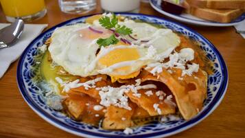 Daily buffet breakfast for a fee