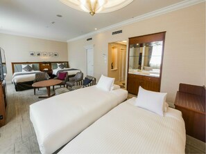 Ropa de cama de alta calidad, cubrecamas y escritorio 