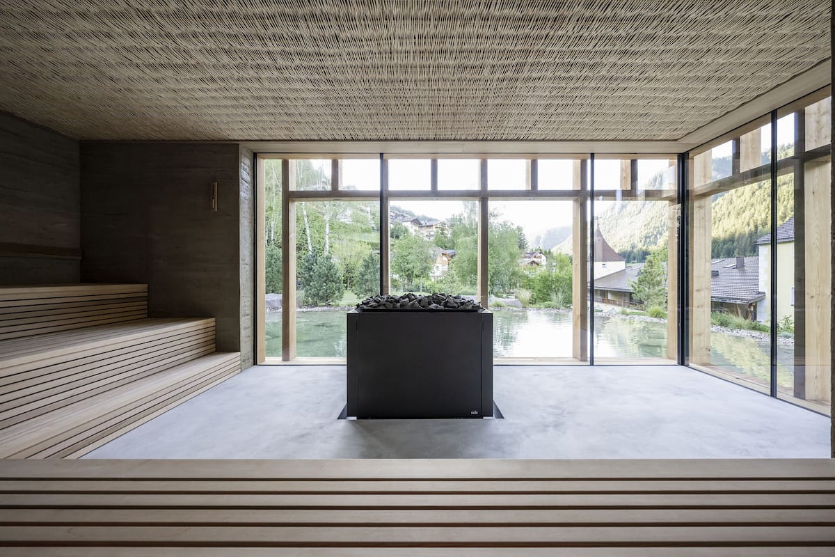 couples treatment room(s), sauna, steam room, turkish bath/hammam