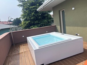 Allergikerbettwaren, Daunenbettdecken, Betten mit Memory-Foam-Matratzen