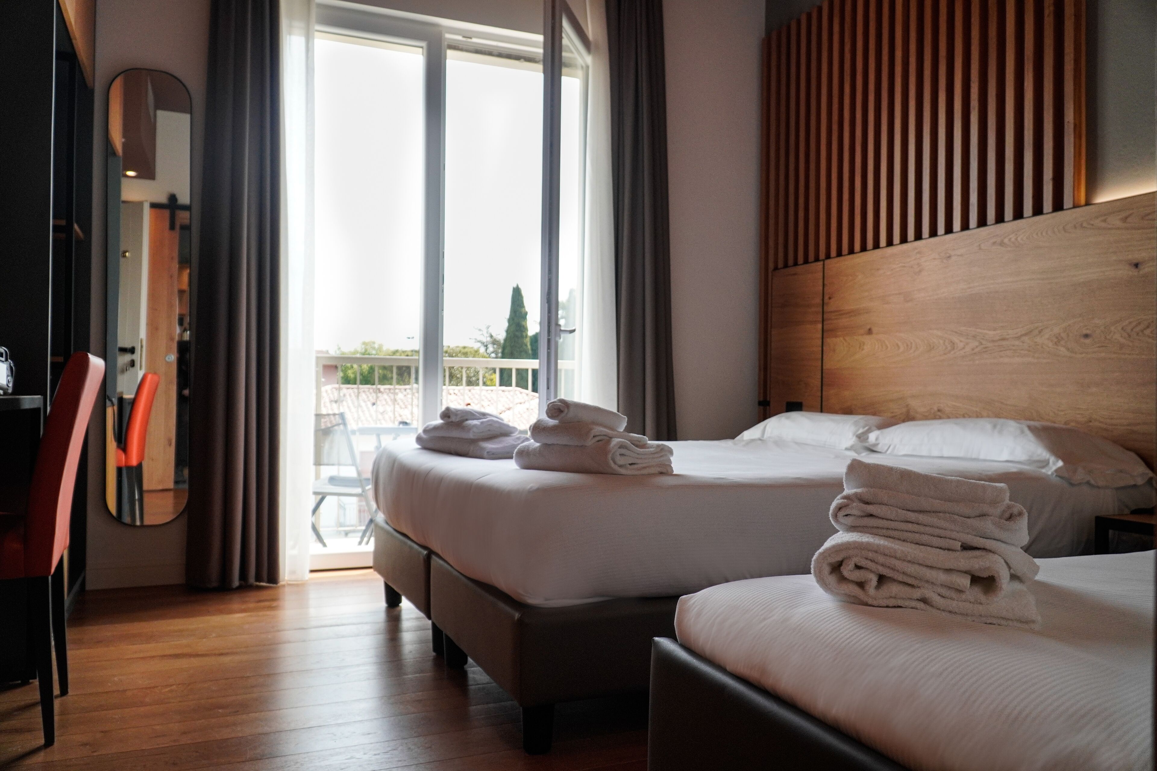 Standard Triple Room, 1 Bedroom | Hypo-allergenic bedding, down comforters, memory foam beds, in-room safe