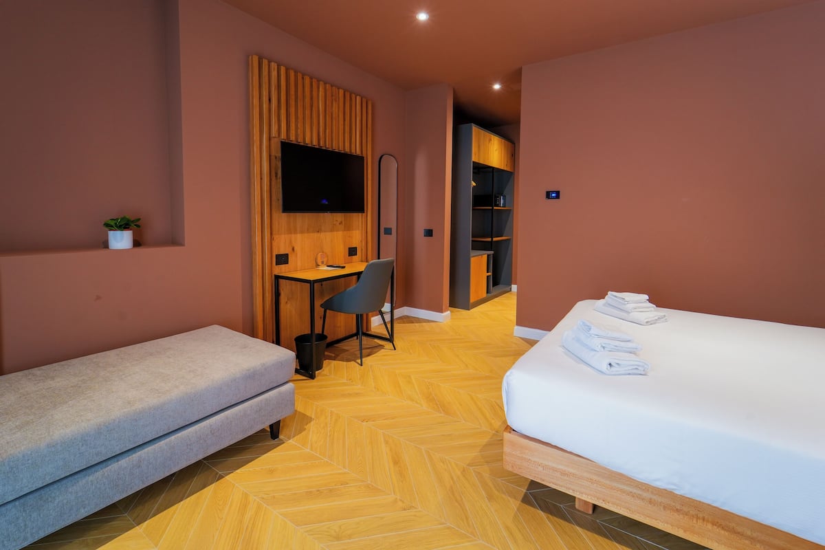 1 chambre, literie hypoallergénique, couette en duvet d'oie