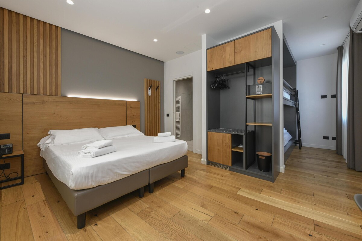 Family Room, Multiple Beds, Non Smoking, Annex Building