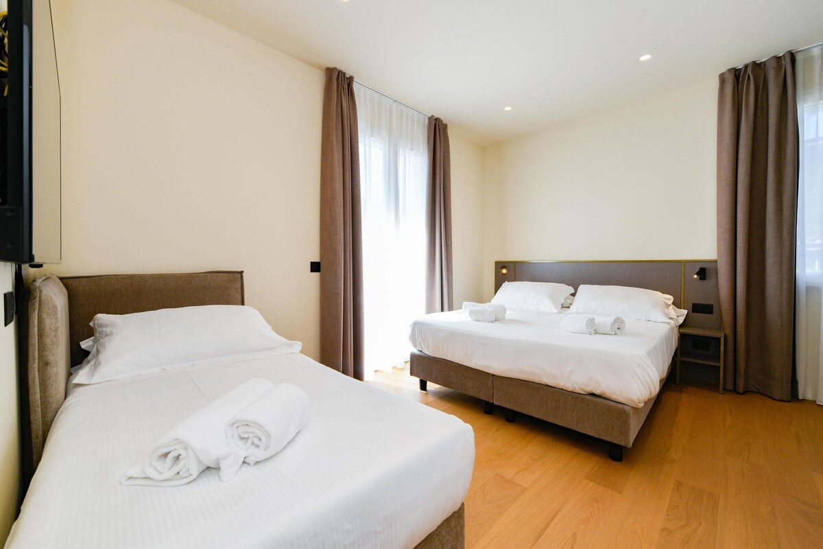 Hypo-allergenic bedding, down duvets, memory-foam beds, in-room safe