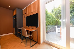 Allergikerbettwaren, Daunenbettdecken, Betten mit Memory-Foam-Matratzen